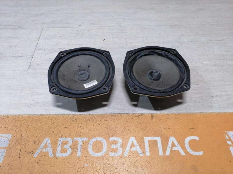 Almera Classic динамик задней полки