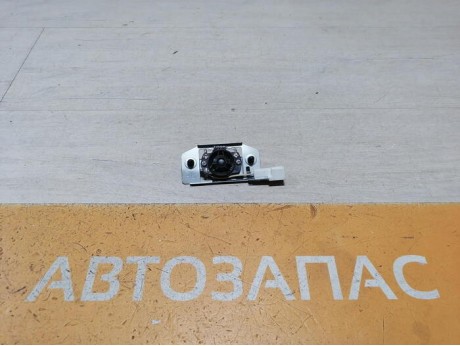 Almera Classic №2 пищалка в переднюю стойку правая