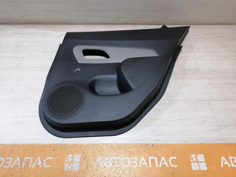 Cruze №5 обшивка двери задняя правая мех