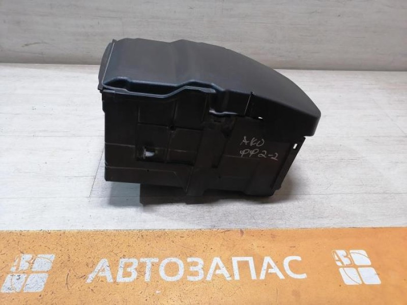 Focus 2 корпус аккумулятора АКБ в сборе