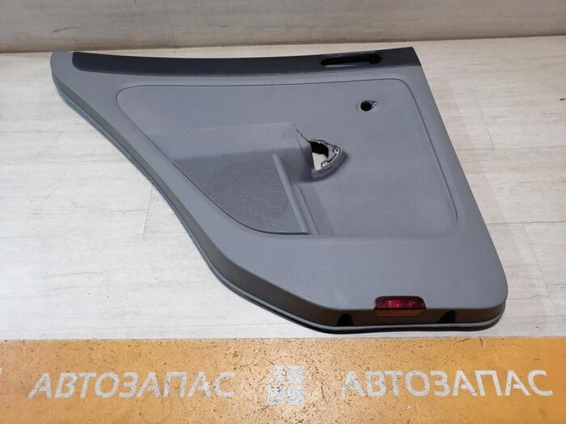 Golf обшивка двери задняя левая мех
