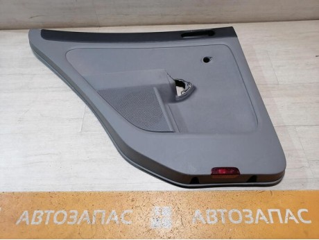 Golf обшивка двери задняя правая мех