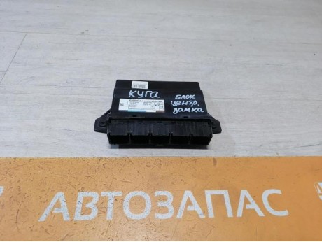 Kuga блок комфорта центрального замка