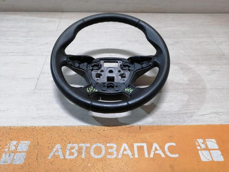Kuga руль