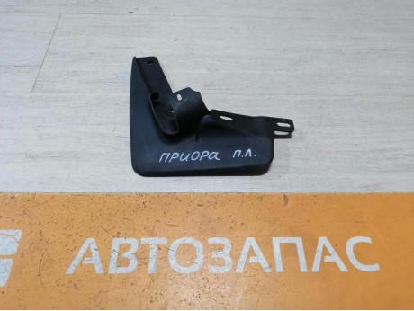 Priora брызговик передний левый