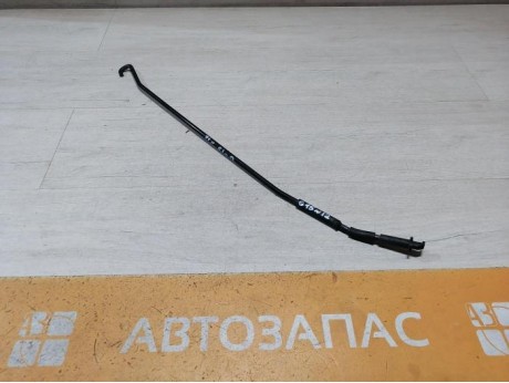 Almera G15 упор капота