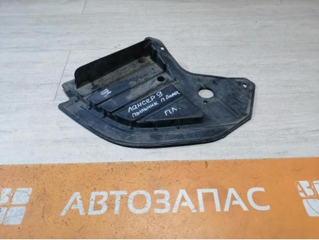 Lancer №1 пыльник переднего бампера левый