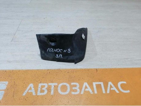 Lanos №3 брызговик задний правый деф
