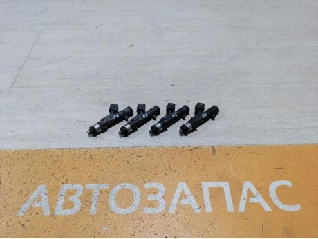 Logan 2 форсунка топливная 8кл