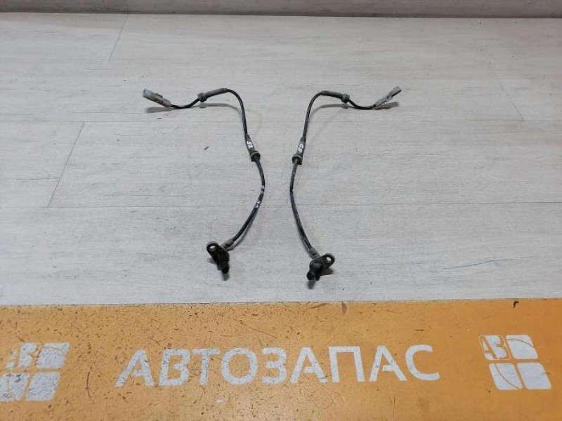 Logan 2 датчик АБС задний левый