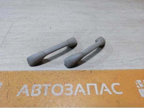 Logan 2 ручка потолка