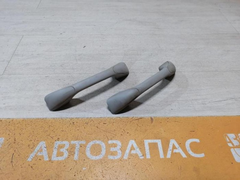 Logan 2 ручка потолка