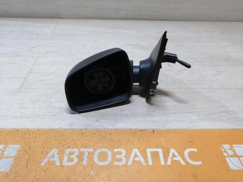 Logan №52 зеркало левое механическое деф