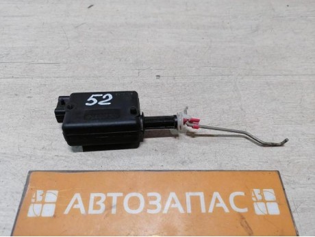 Logan 2 активатор замка багажника с тягой