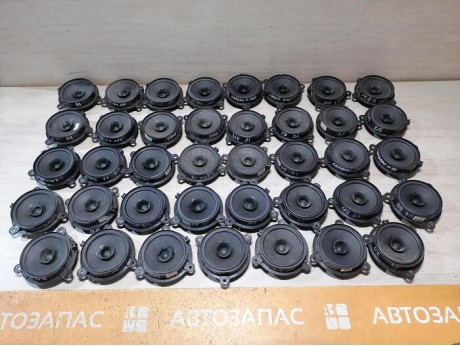 Logan 2 динамик задний