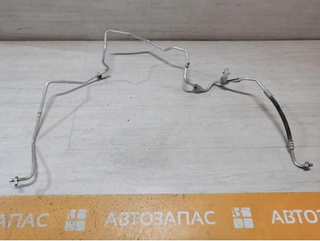 Logan 2 трубка кондиционера тонкая длинная 924402763 924401429