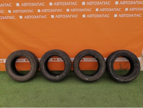 Logan №29 шина 185/65  R15 нокиан нордман зима липучка