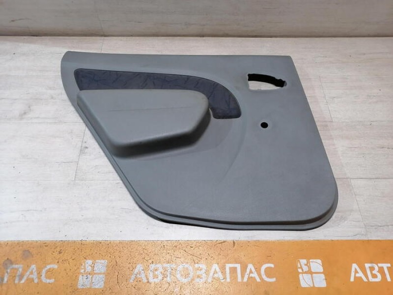 Logan ф1 обшивка двери задняя левая мех деф