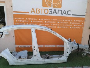 Almera G15 №8 порог правый банан сапожок