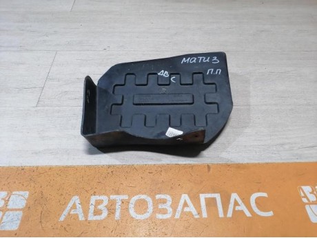 Matiz пыльник двигателя правый деф