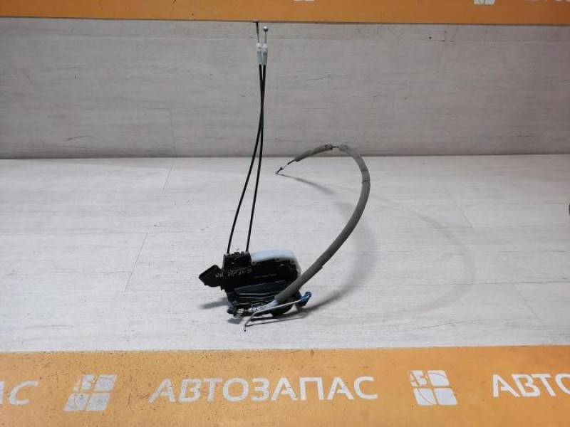 Almera G15 замок двери передний левый