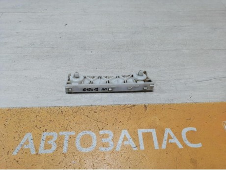 Almera G15 крепление переднего бампера правое