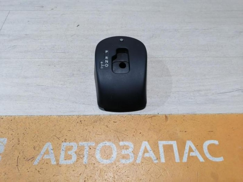 Almera G15 накладка кулисы АКПП