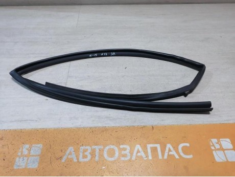 Almera G15 бархотка верхняя задняя левая