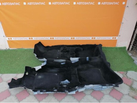 Passat B6 пол салона