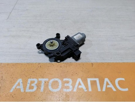 Polo №2 моторчик стеклоподъемника задний левый