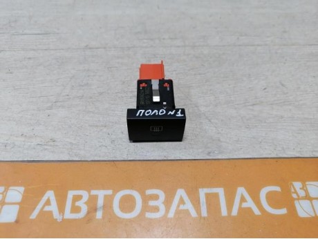 Polo кнопка обогрева заднего стекла
