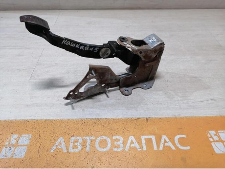 Qashqai №5 педаль тормоза мкпп