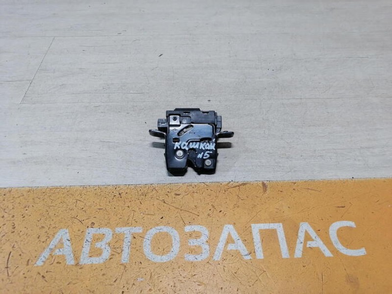 Qashqai №5 замок багажника