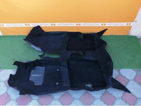 Sandero №2 пол салона