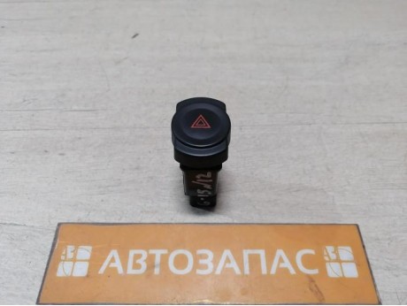 Almera G15 кнопка аварийка