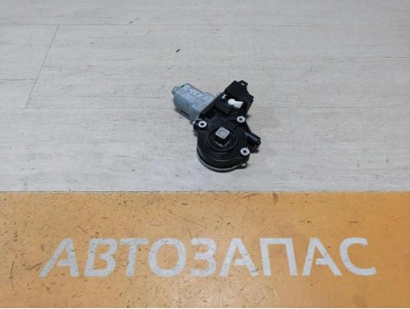 Almera G15 моторчик стеклоподъемника правый