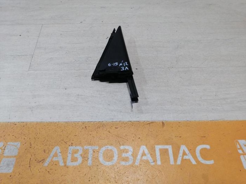 Almera G15 накладка двери уголок задняя левая