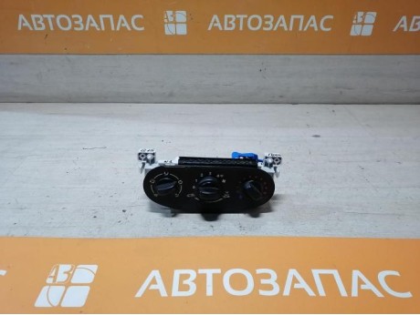 Almera G15 №1 блок управления печкой