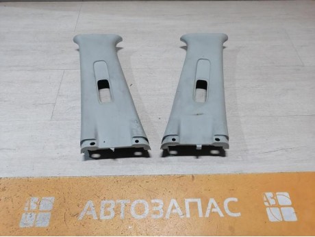 Almera G15 обшивка средней стойки верхняя правая