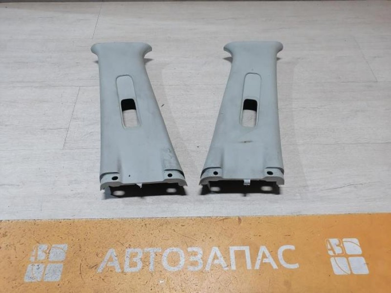 Almera G15 обшивка средней стойки верхняя правая