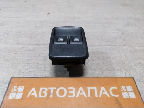 Sandero 2 блок управления стеклоподъемниками
