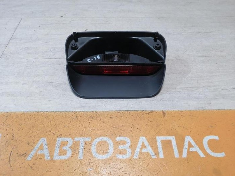 Sandero 2 повторитель стоп сигнала