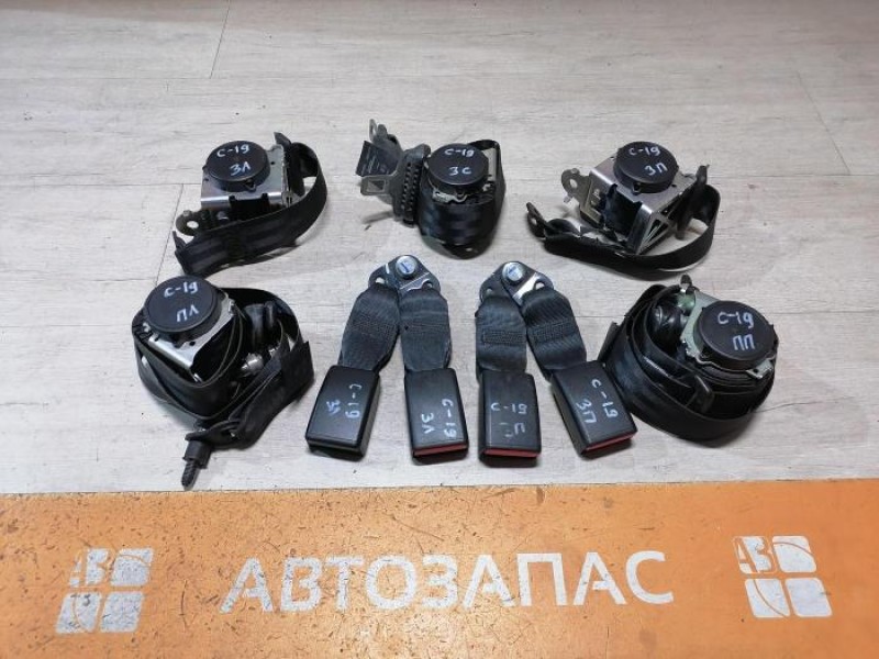 Sandero 2 ремень безопасности задний