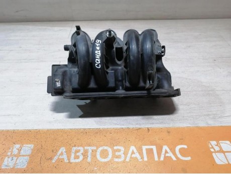 Sandero 2 коллектор впускной 8 кл