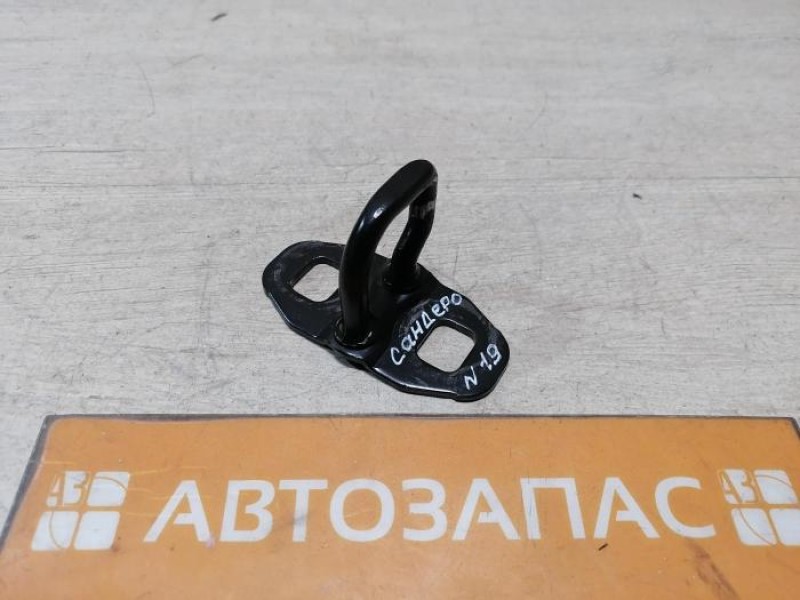 Sandero 2 петля замка багажника