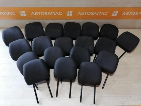 Sandero №5 подголовник задний