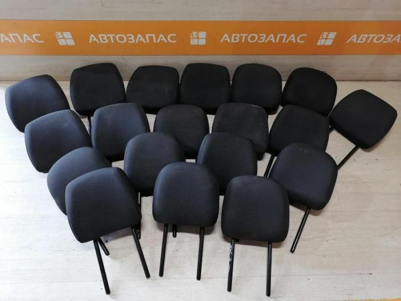 Sandero №5 подголовник задний