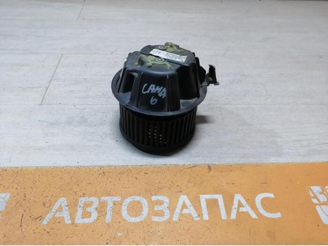 Sandero 1 №6 моторчик печки деф