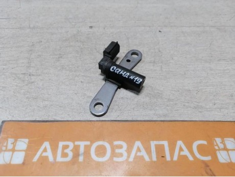 Sandero 2 датчик коленвала