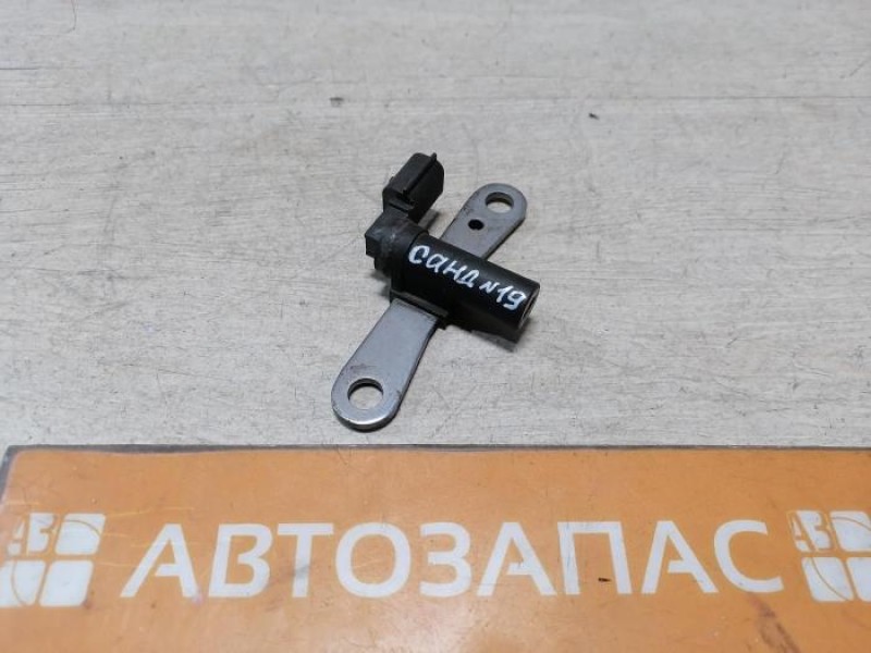 Sandero 2 датчик коленвала
